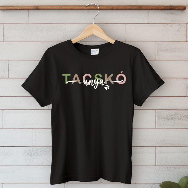 Tacskó anya feliratú póló pici manccsal