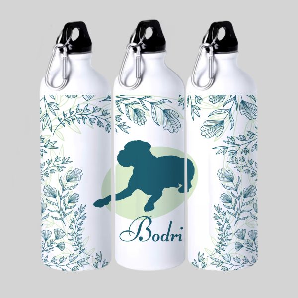 Boxeres kulacs zöld növényekkel és névvel