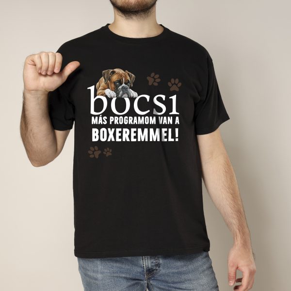 Bocsi más programom van a boxeremmel póló